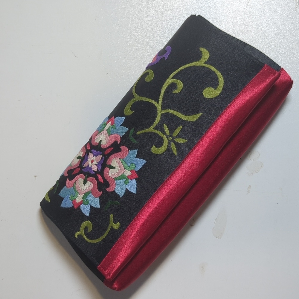 EUC Embroidered Satin Clutch